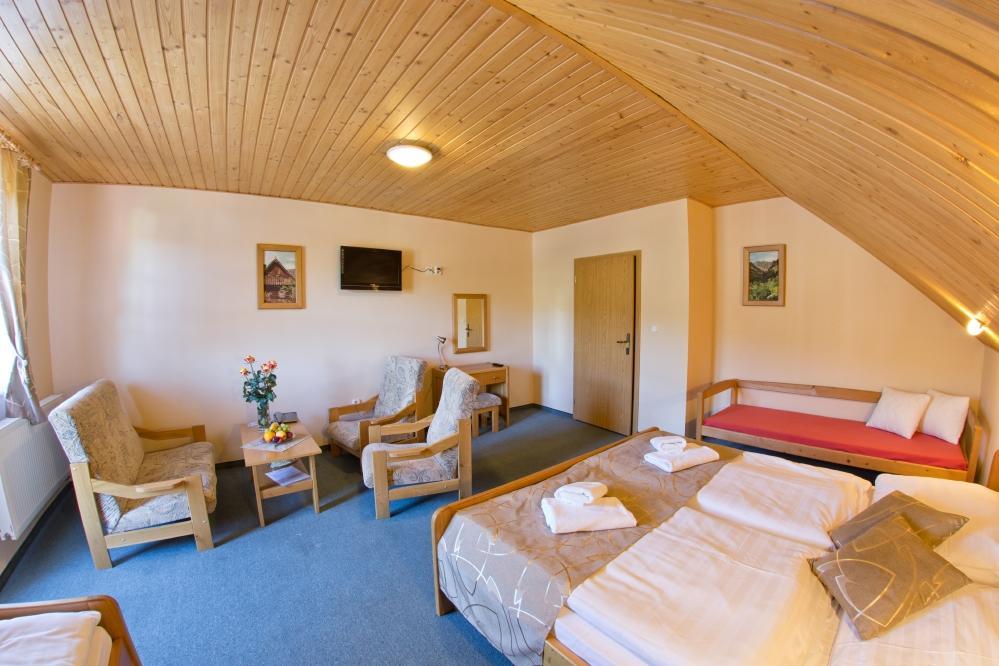 Hotel Gobor Vitanová Buitenkant foto